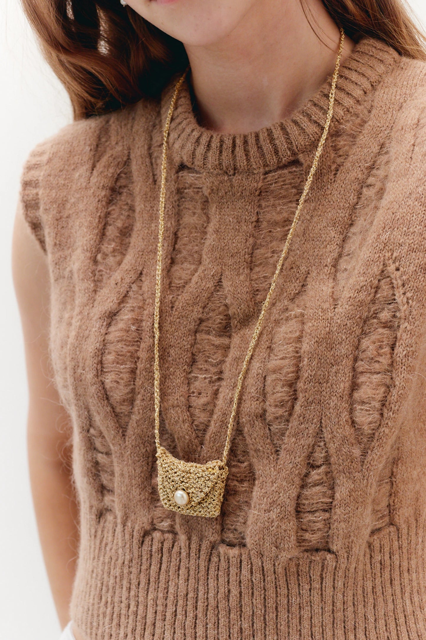 GOLD POUCH NECKLACE